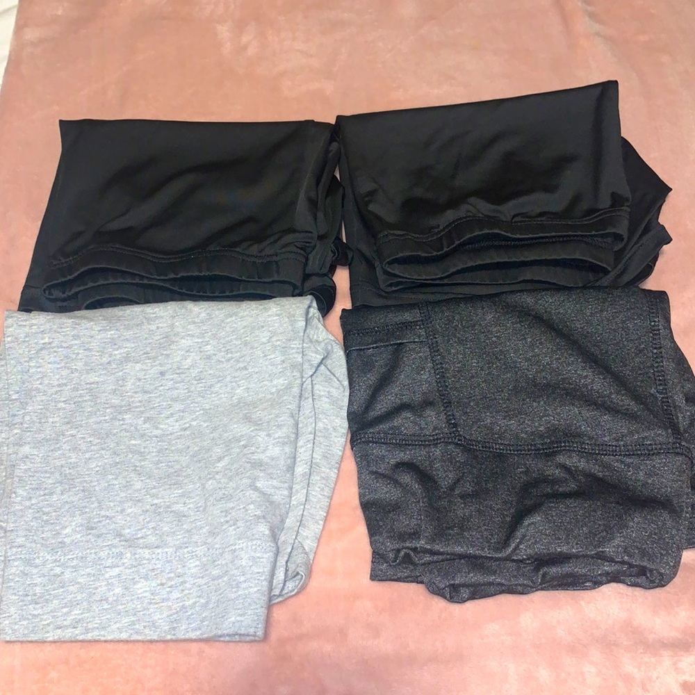 Bundle* 4 pairs of biker shorts for ONLY $12 ‼️